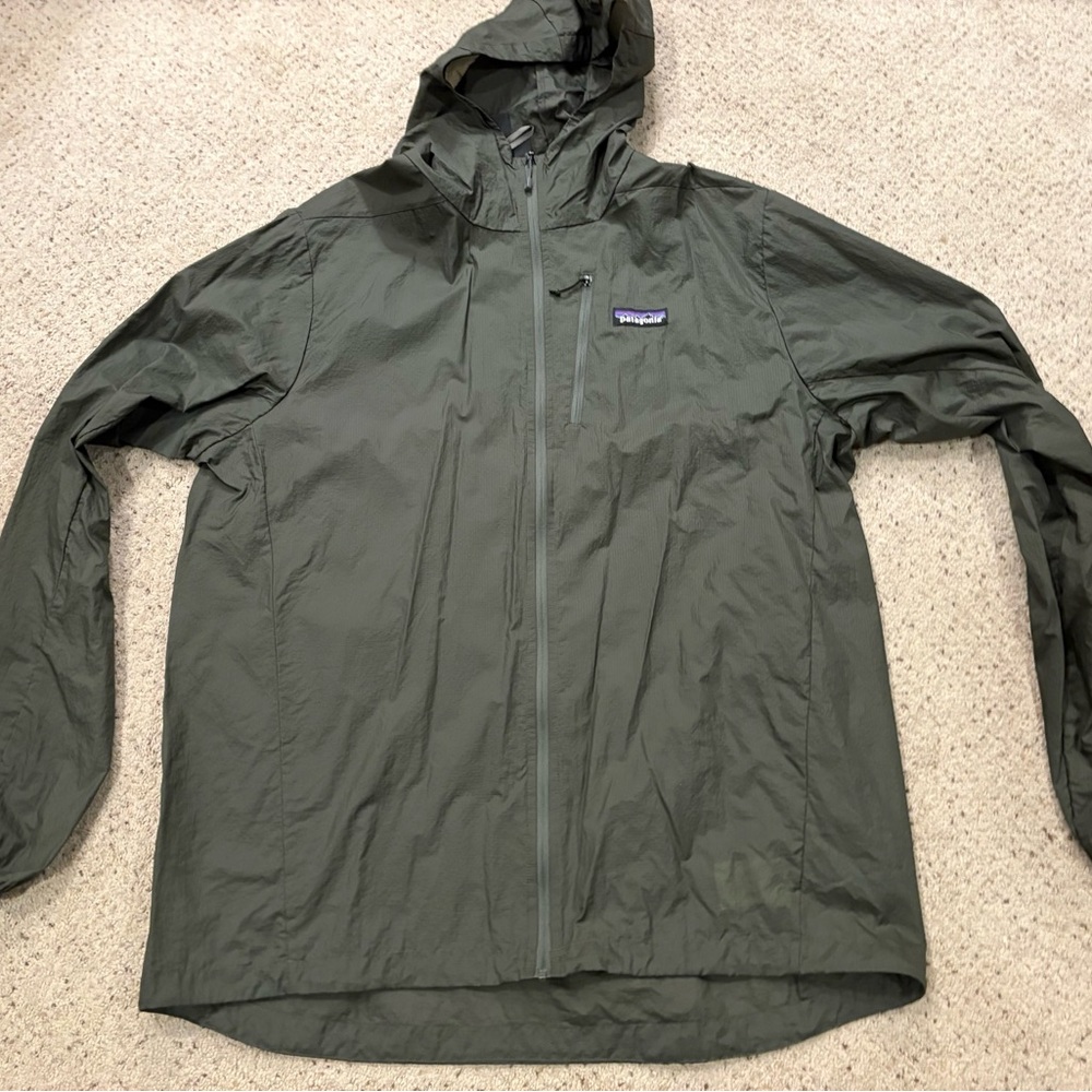 Patagonia Men's Olive Houdini Windbreaker